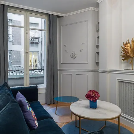 The Blue Pearl Apartment Paris