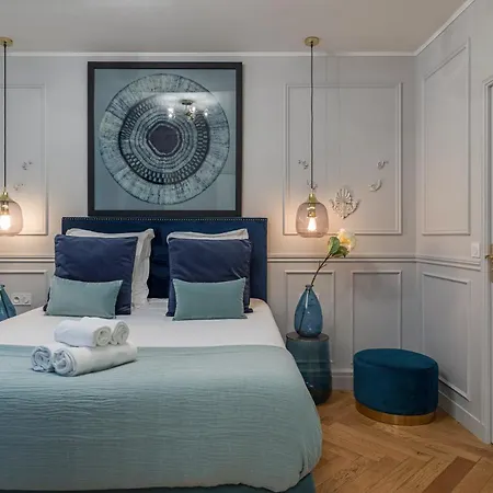 The Blue Pearl Apartment Paris