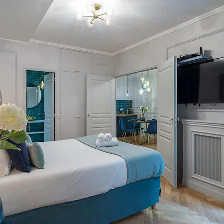 The Blue Pearl Apartment *